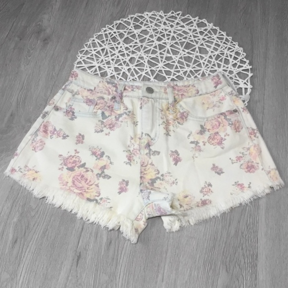 NWOT Ivory White Pink Floral Denim Jean Shorts New